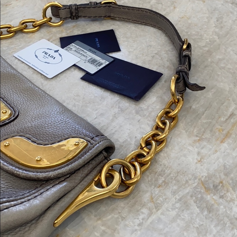Rare Prada Luxurious Gray Leather Cervo Hobo - Picture 5 of 9